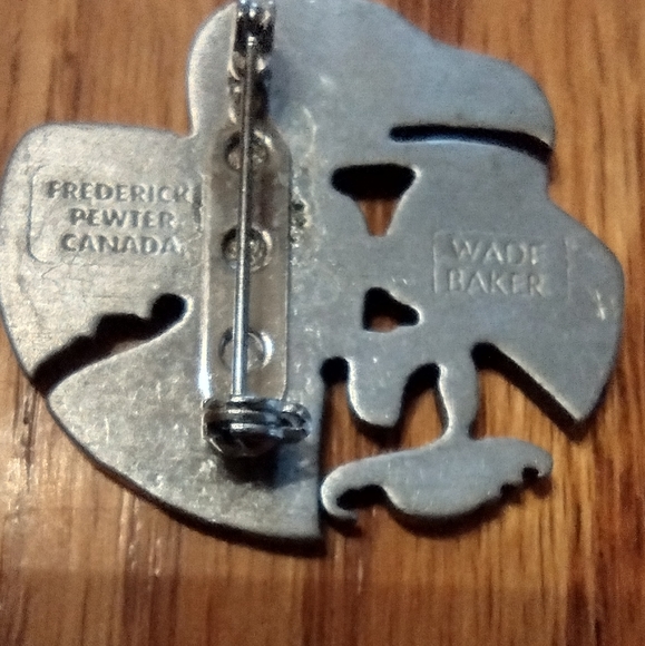 Native American eagle brooch by Wade Baker - Picture 16 of 16